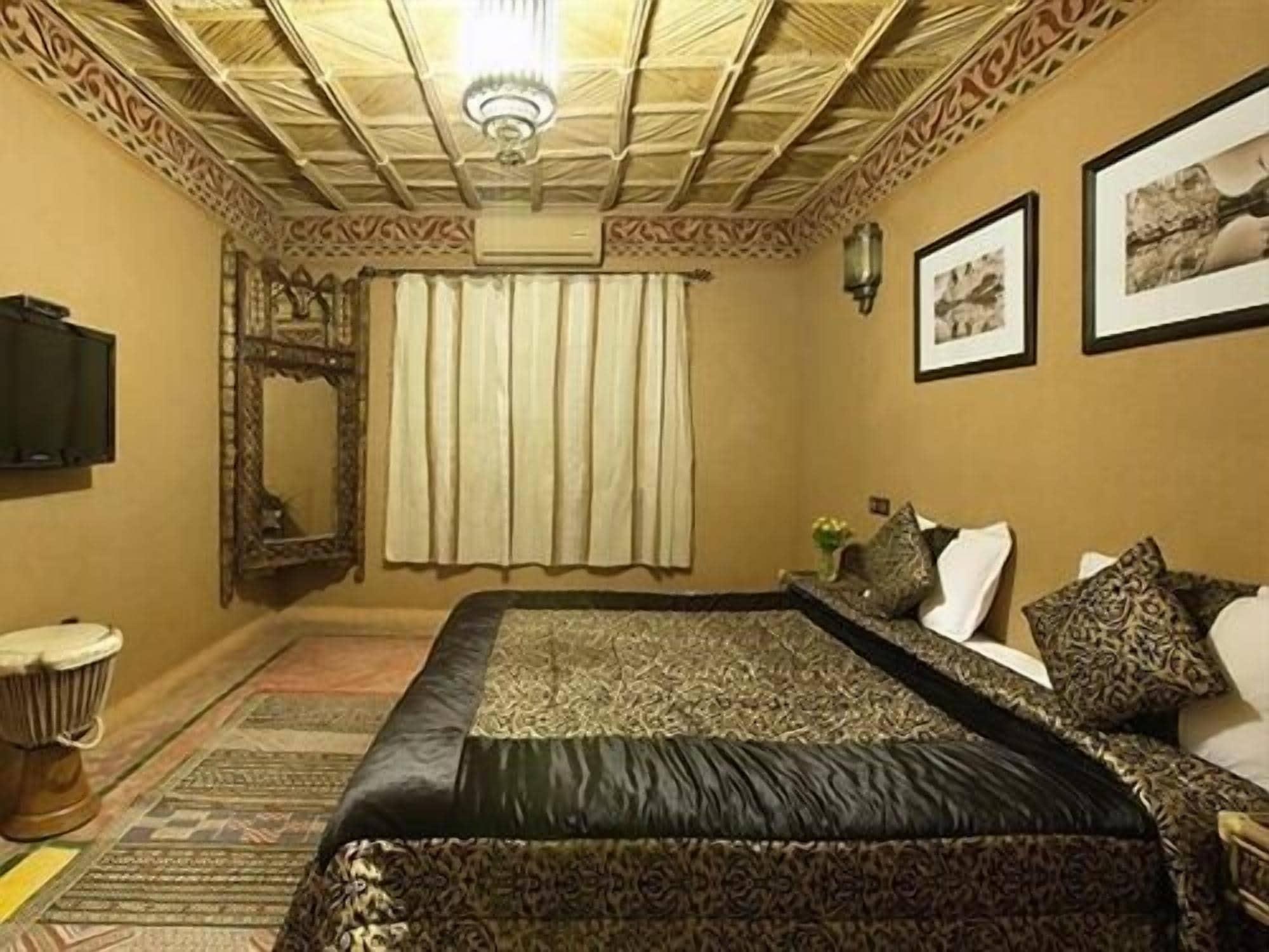 Riad Warzazát Exteriér fotografie